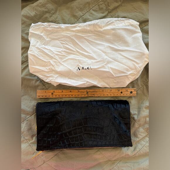 ALC Black Faux Fur Clutch Animal Print - Picture 2 of 4